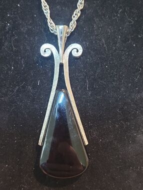 Silver-Tone Pendant Necklace with Black Teardrop Stone